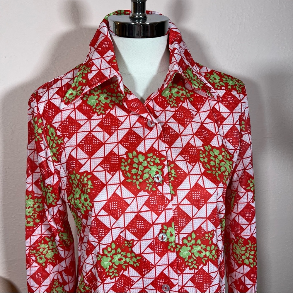 Vintage 1960 70 Western Red Green Gingham wild Print floral Dagger Collar Shirt - Picture 16 of 17